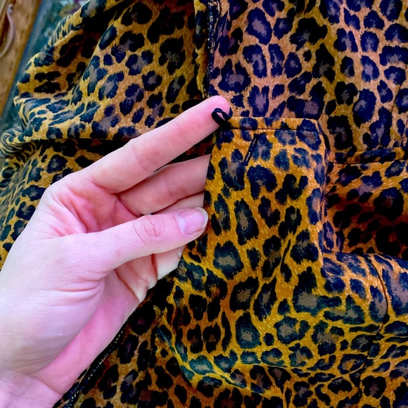 Express brand leopard blouse shirt - Picture 6 of 9